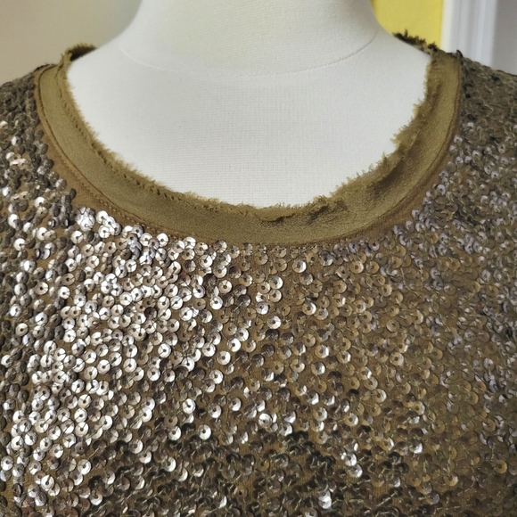 J.CREW Sequin Olive Drab Color  Women's Silk Top size Small - Picture 7 of 9